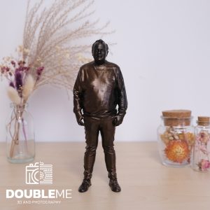 Een brons look 3D beeldje in de afwerking blonde bronze gemaakt door Double me